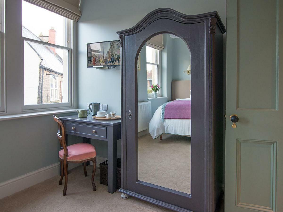 Bistro Lotte Bed & Breakfast Frome Exterior photo